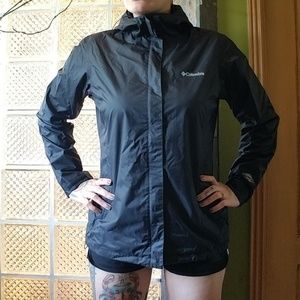 Columbia Arcadia II waterproof rain jacket black L